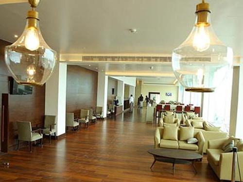 Earth Lounge at the Domestic and International Terminals in Kochi